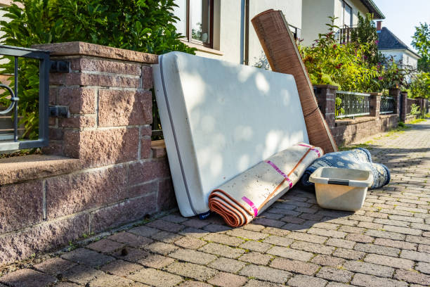 Best Garage Cleanout  in Cienegas Terrace, TX